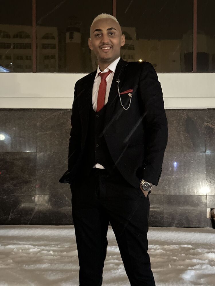  46581204  , 31 ,    