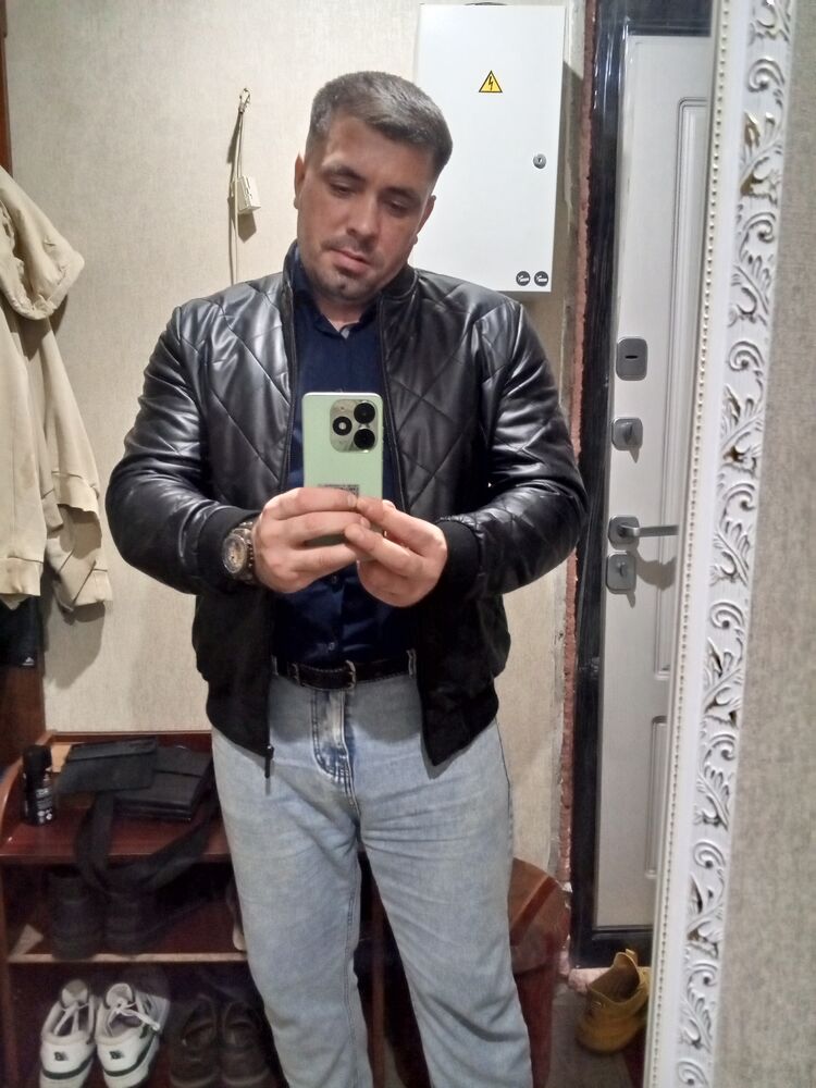  ,   Dimarik, 35 ,   ,   , c 