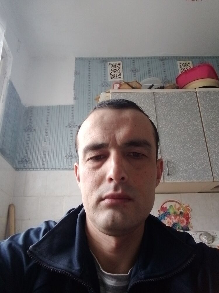  35185824  Yodgorbek, 31 ,    