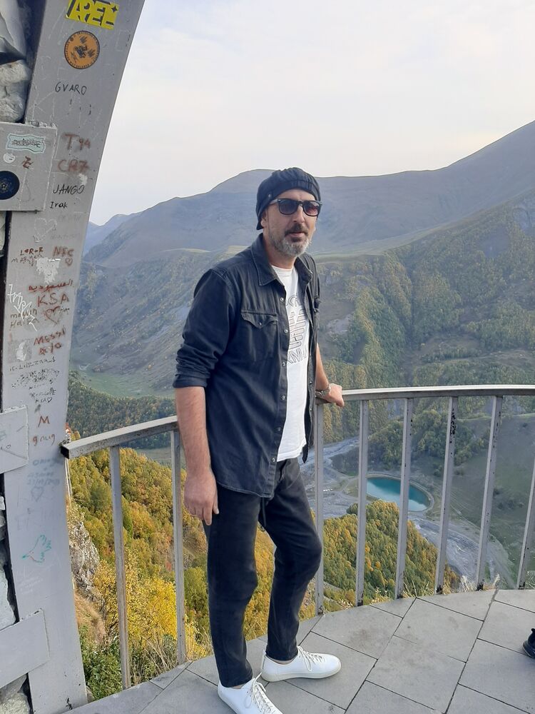  38757994  Gabriel, 42 ,    