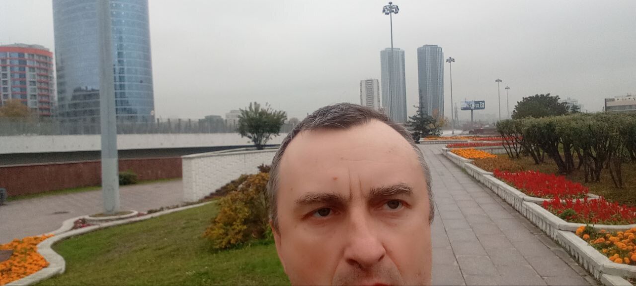  53928144  Andrey, 53 ,    