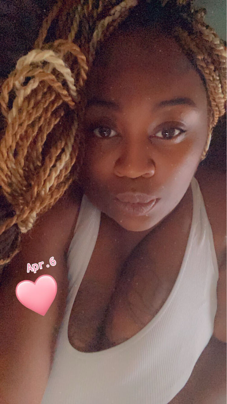  51837194  Juicy, 33 ,    Tucker