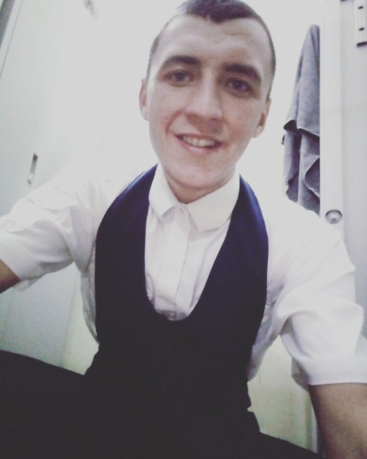  19018914  Igor, 26 ,    