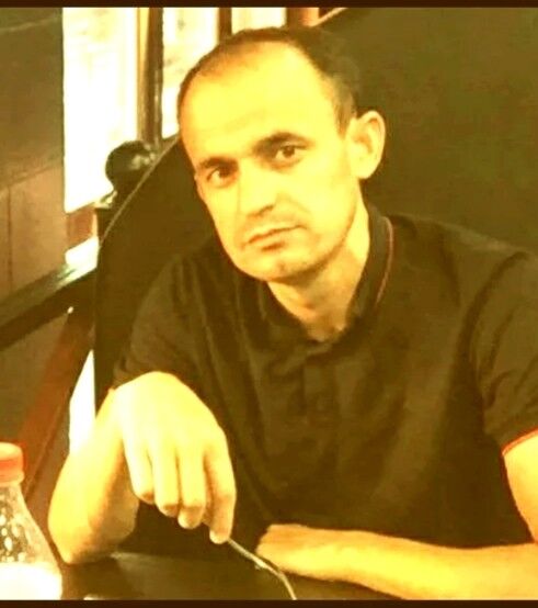  18619294  Karim, 46 ,    