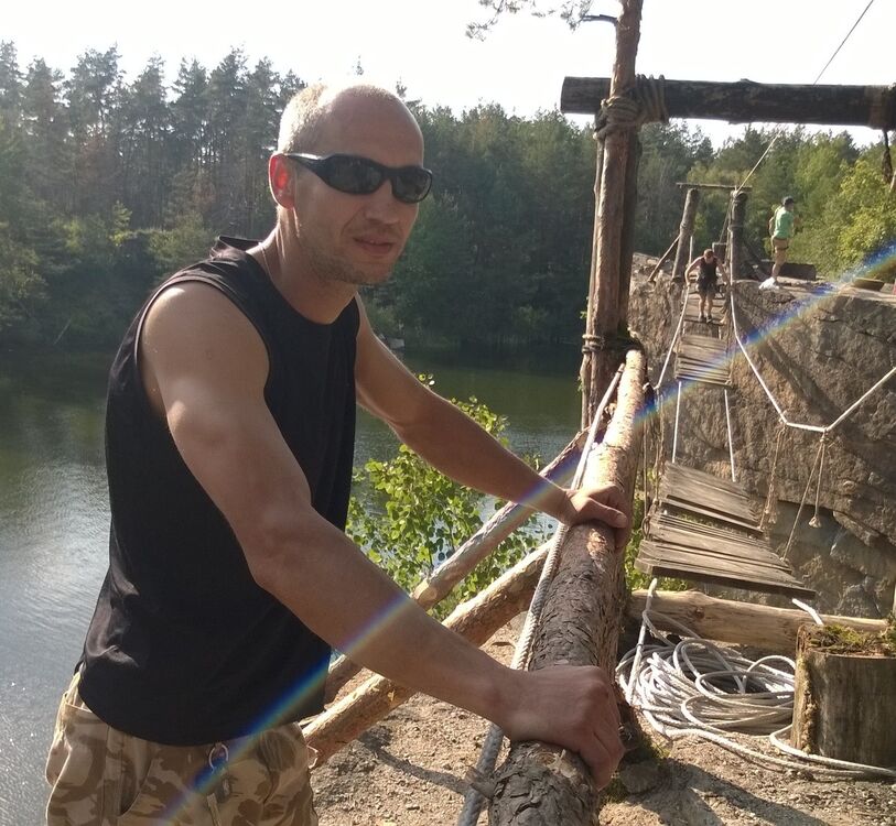  9218524  , 47 ,    