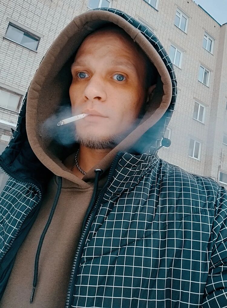  48141614  Kirill, 34 ,    