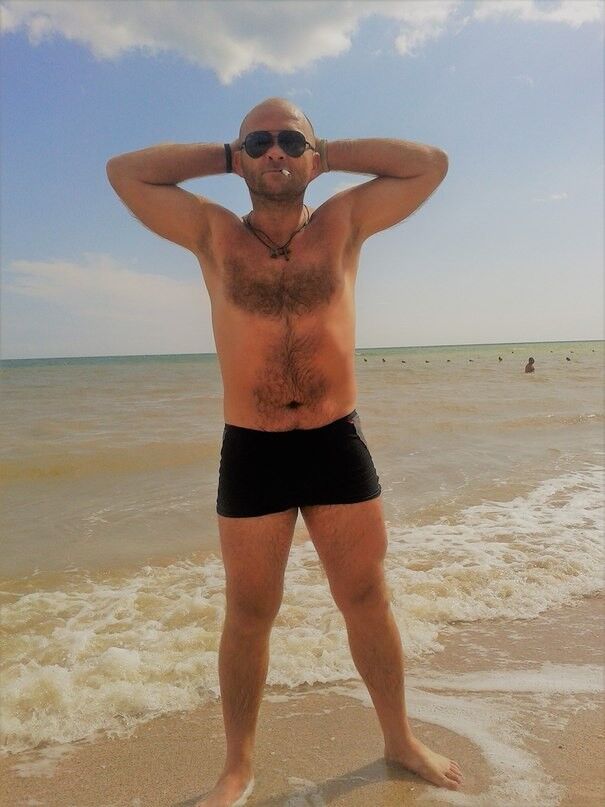  ,   Pasha, 41 ,   ,   , c 