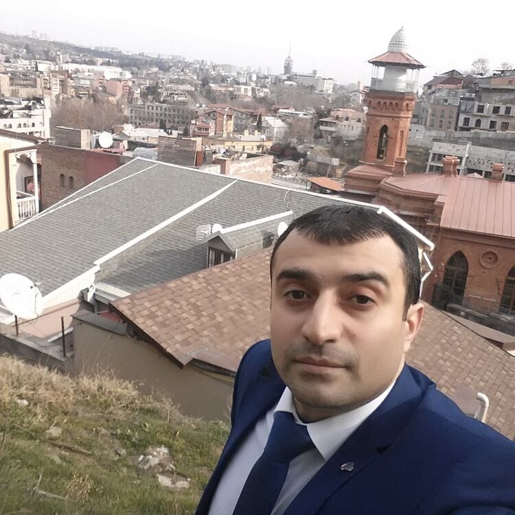  ,   Yusif, 42 ,   ,   , c 