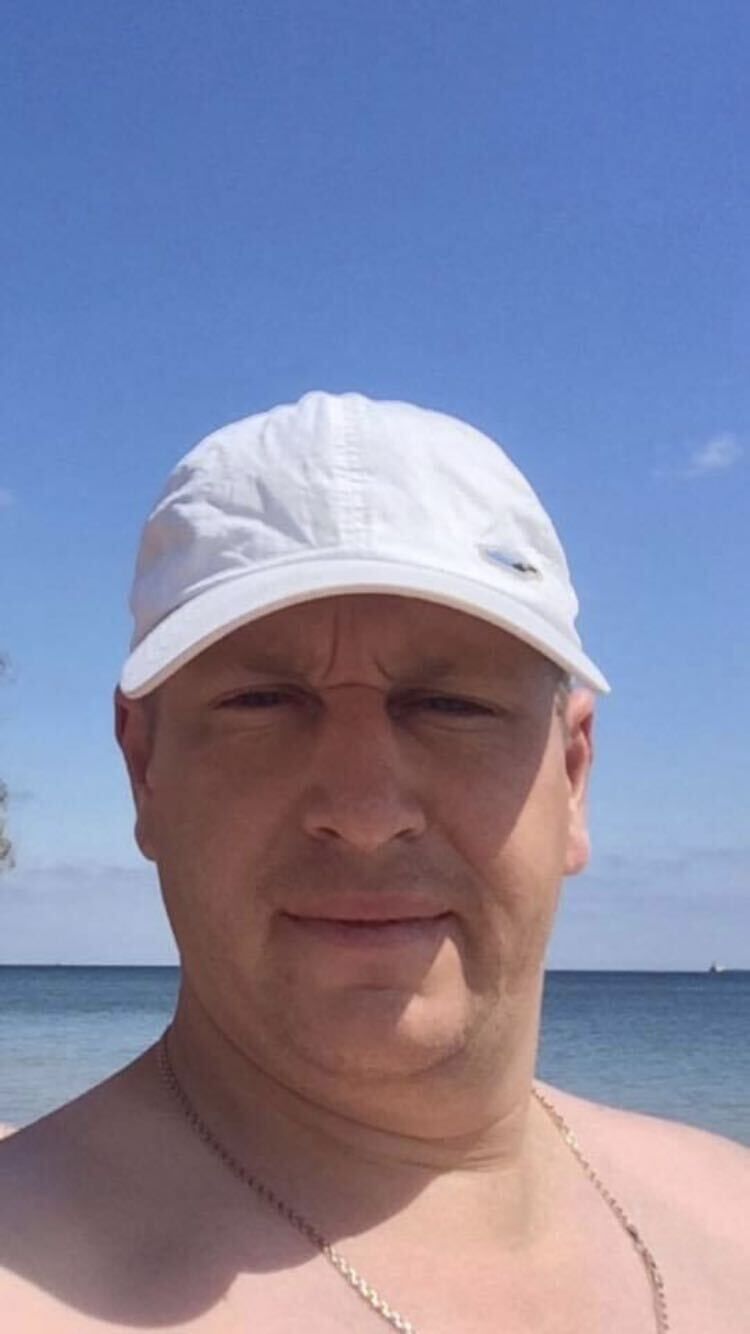  ,   Alex, 45 ,   ,   