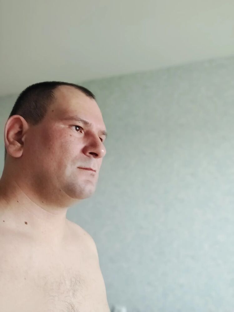 ,   Roman, 40 ,  