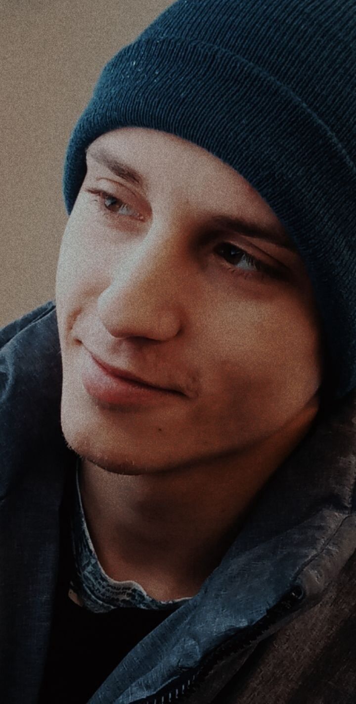  -,   Zhenya, 22 ,   ,   