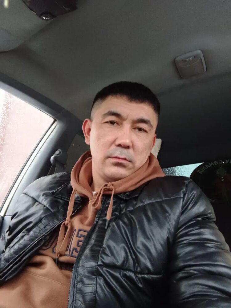  48878674  , 37 ,    