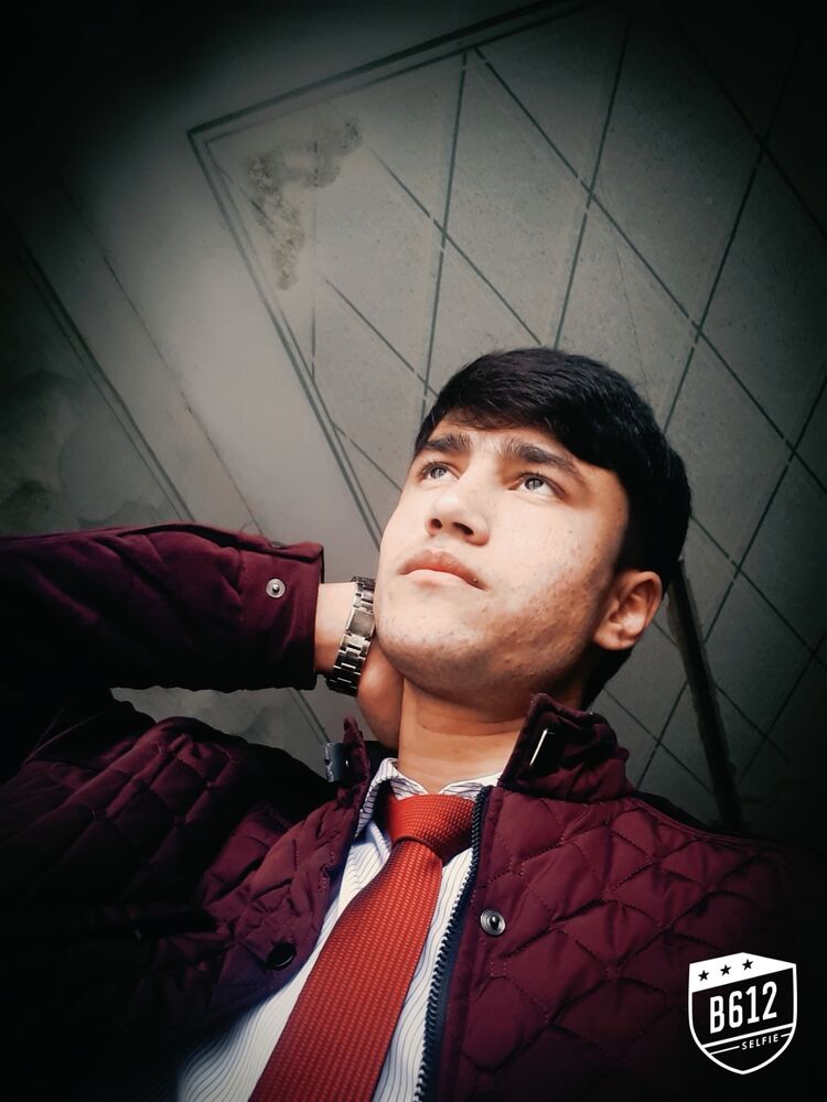  ,   Karim, 21 ,     , c 