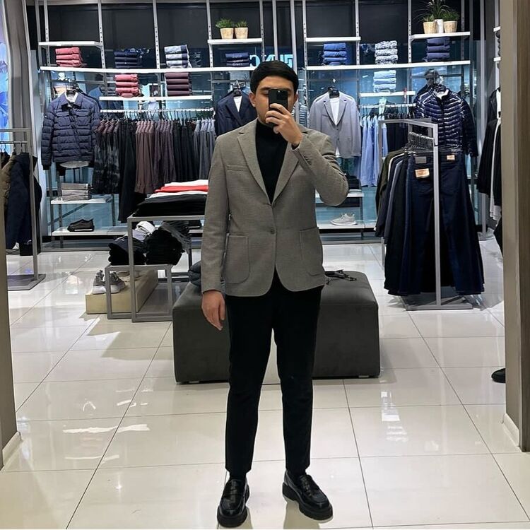  42414714  , 23 ,    