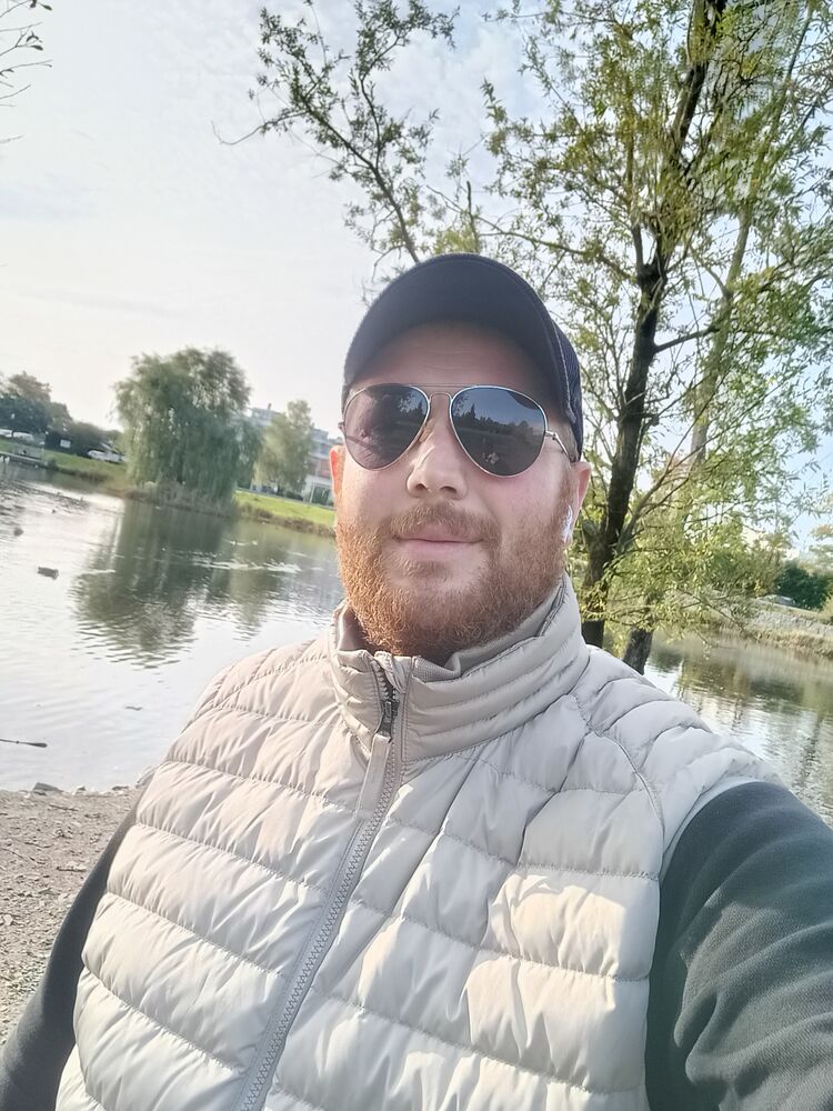  ,   Ivan, 33 ,     , c 