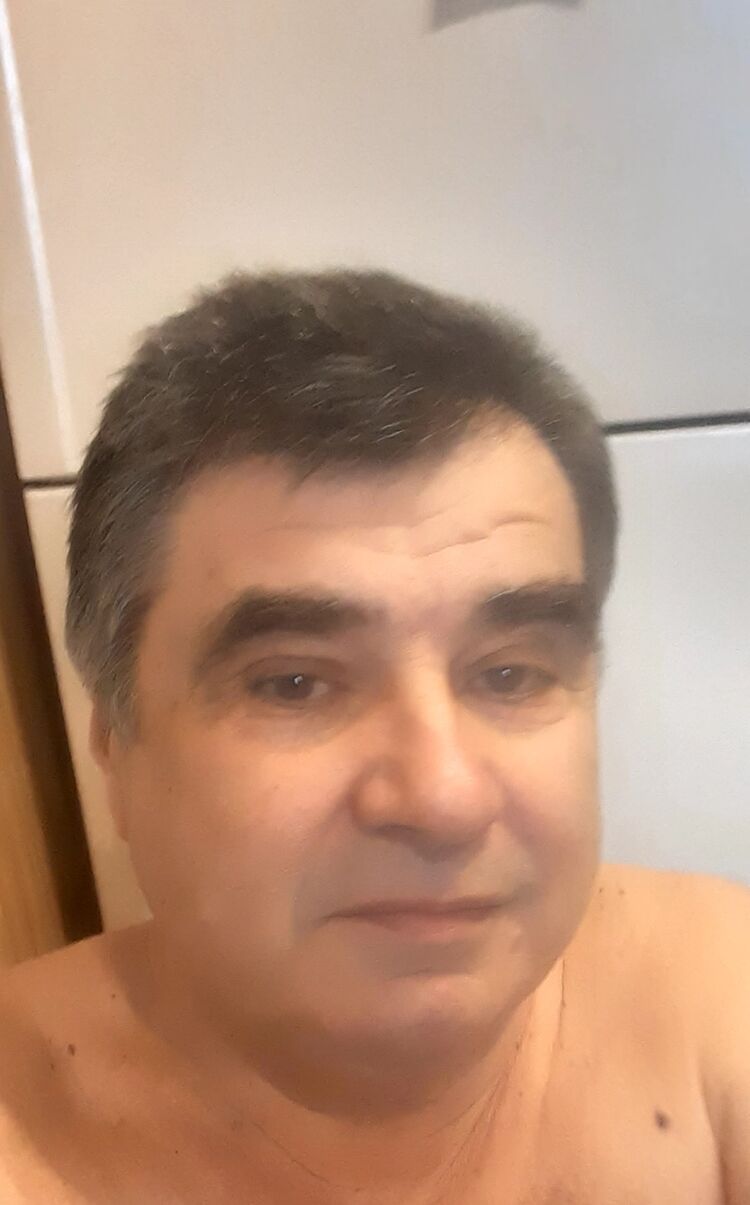  32473094  , 68 ,    