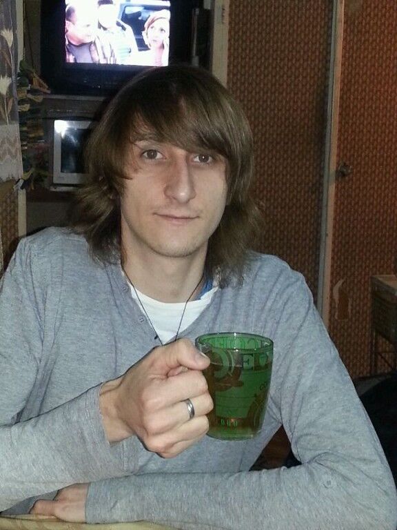  5039564  Aleks, 37 ,    