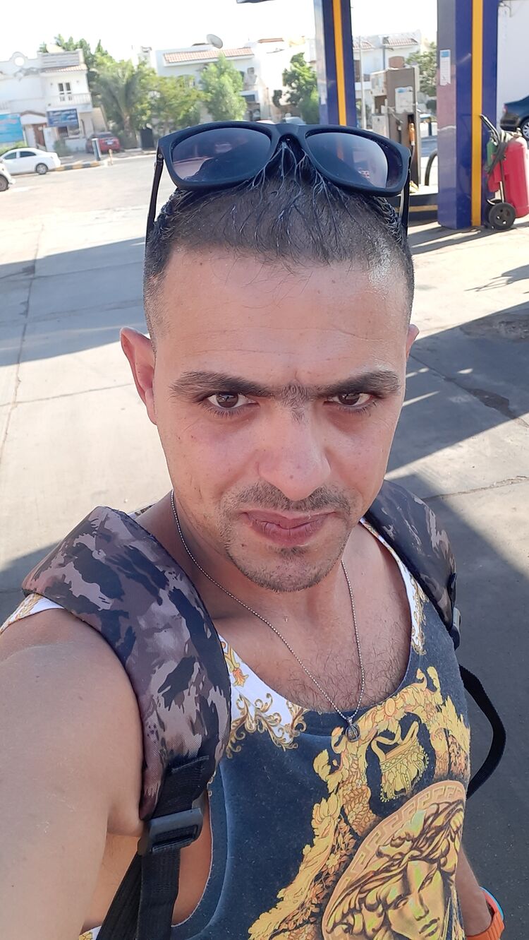  22708754  , 39 ,    