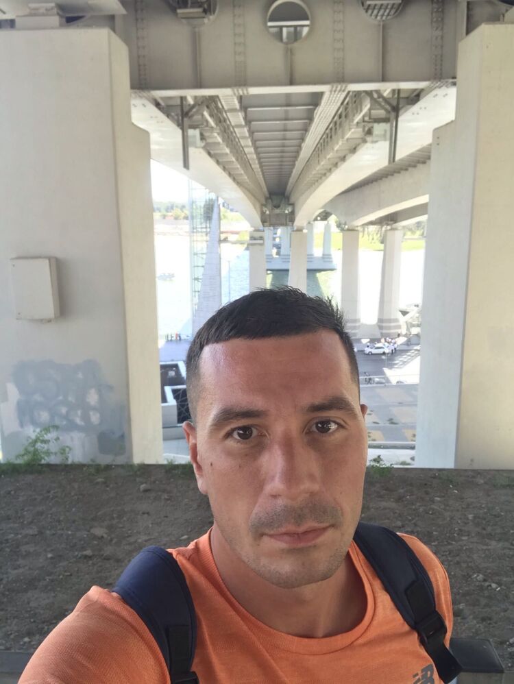  42578854  , 32 ,    