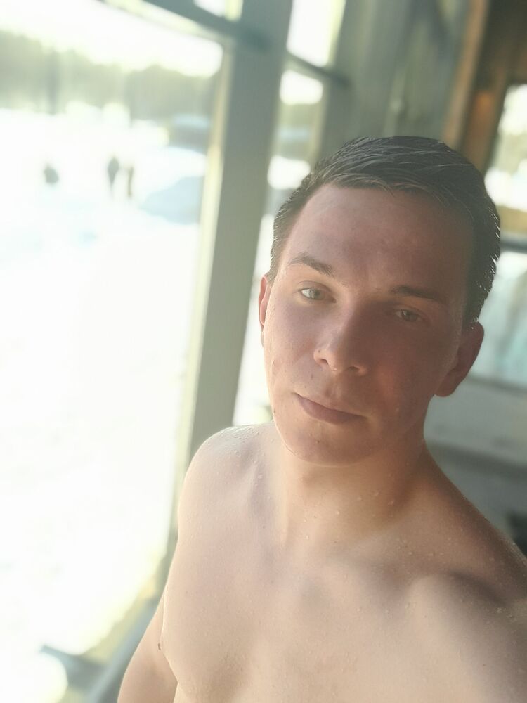  30722404  Vladislav, 28 ,    