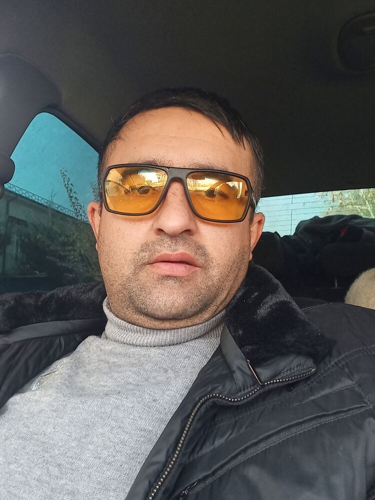  43810184  Ilhom, 36 ,    