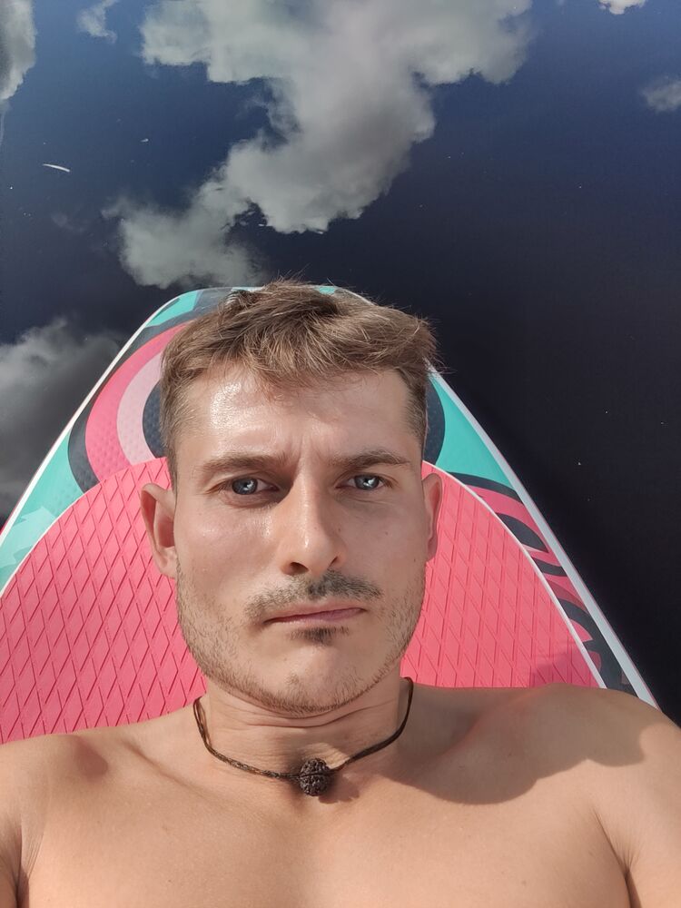  48097664  , 35 ,    