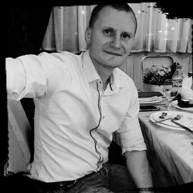  9900654  Vuniinm, 37 ,    