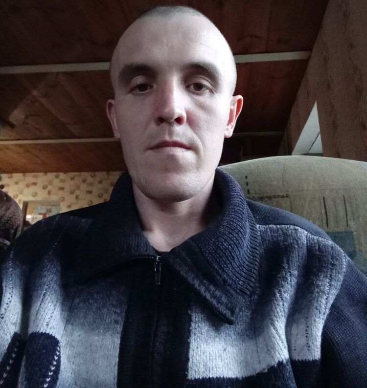  44183564  , 32 ,    