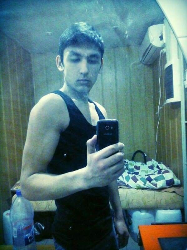  ,   Simple boy, 29 ,   ,   , c 