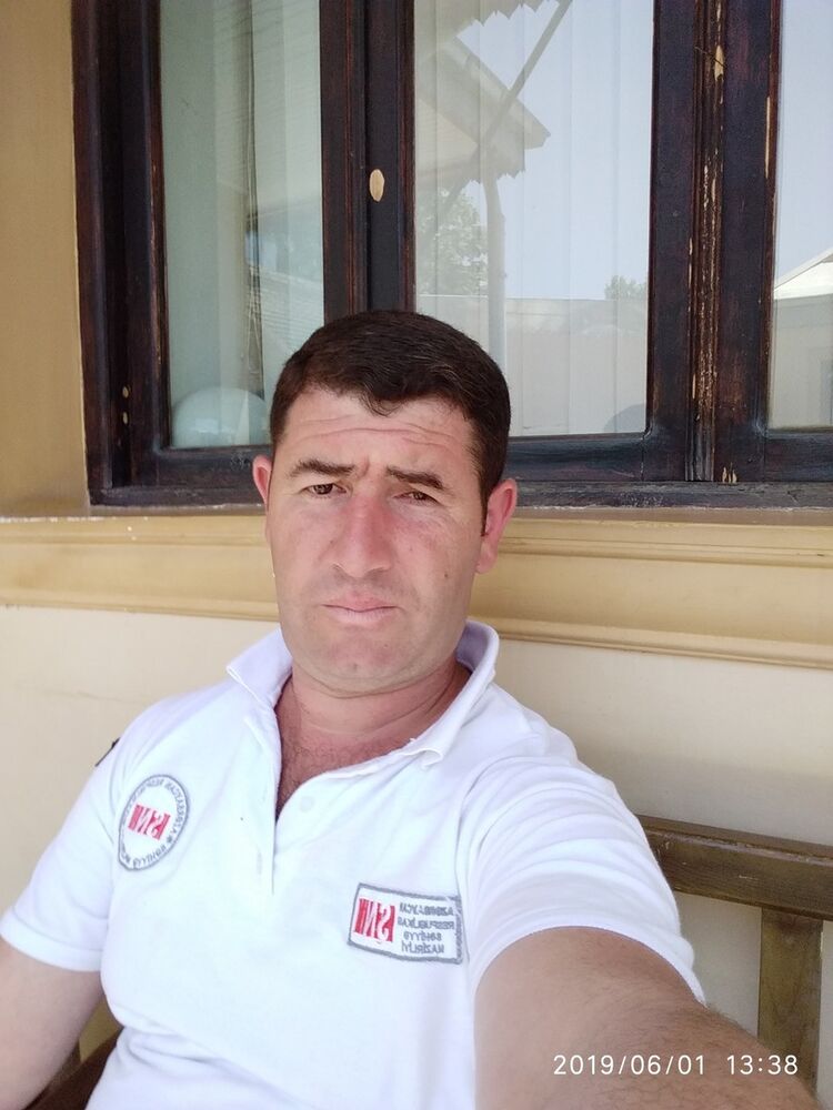  16313894  Arzuman, 41 ,    