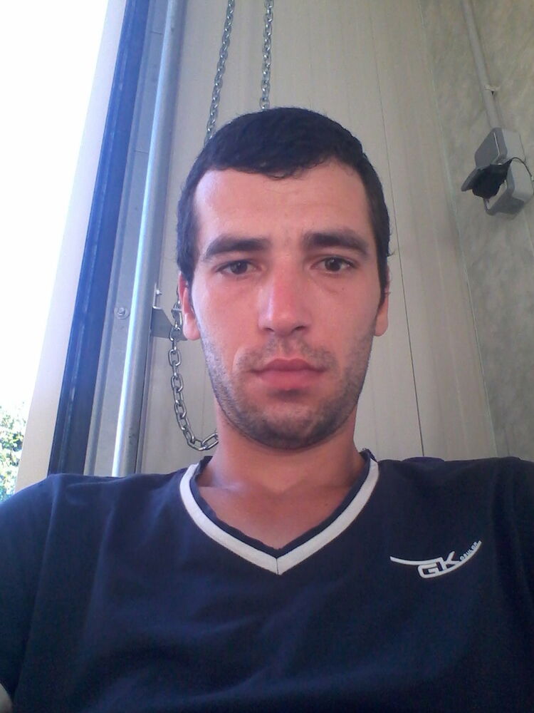  ,   Alex, 37 ,   ,   , c 