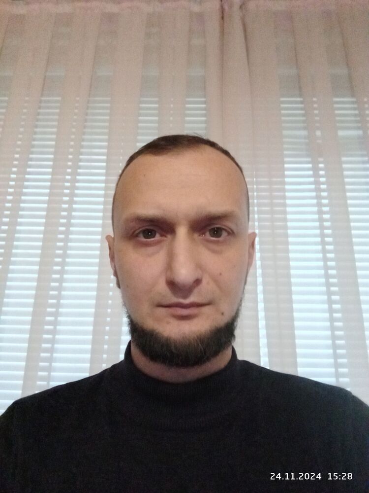  52784974  , 35 ,    