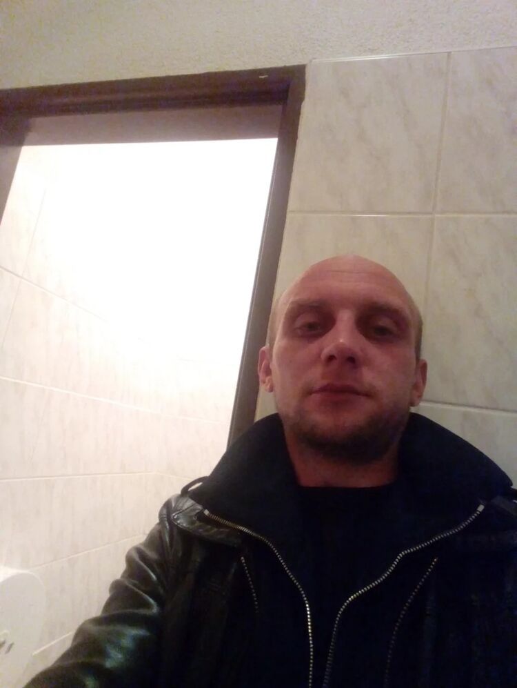  18736454  , 34 ,    