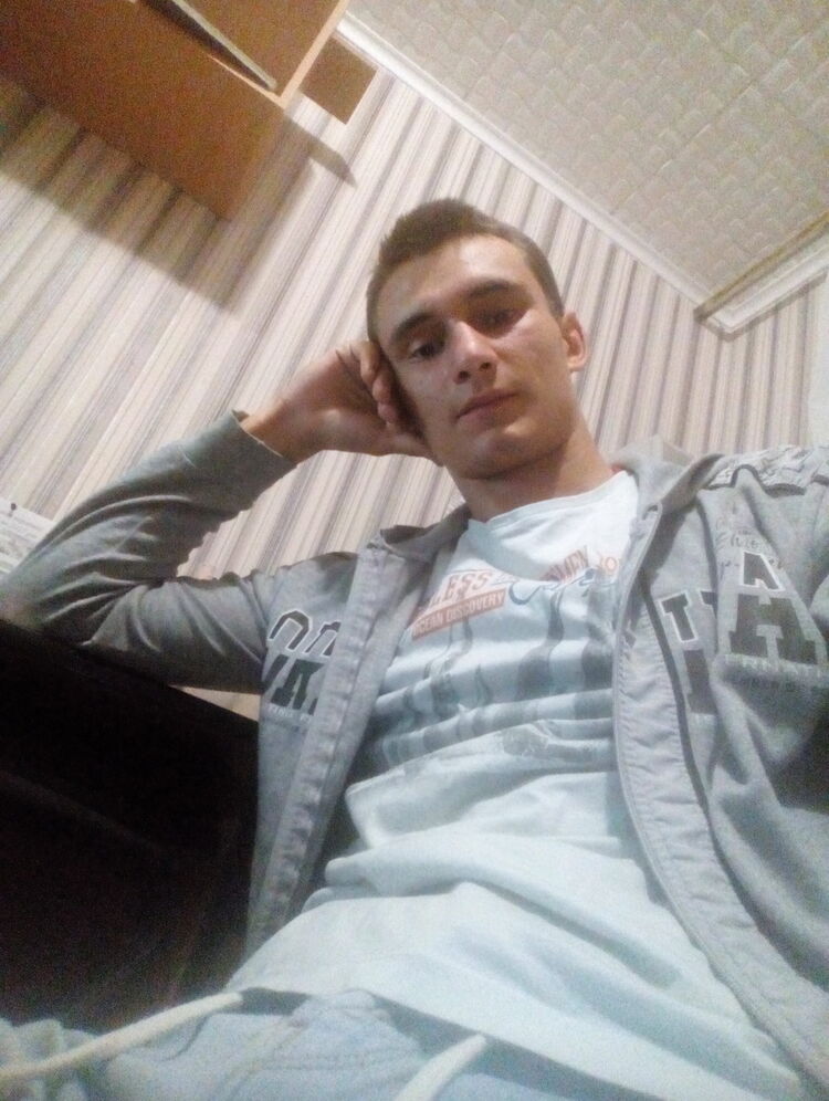  ,   Denis, 30 ,   , 
