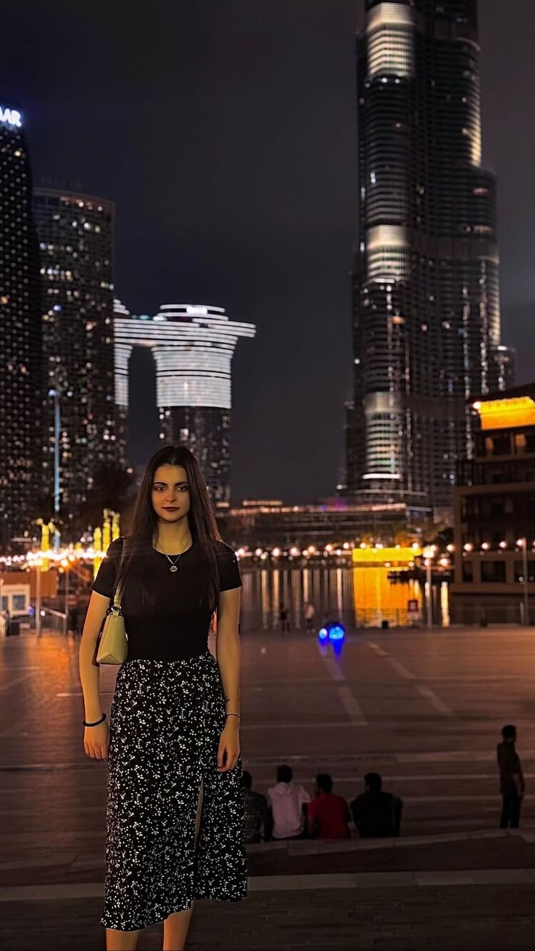  54207264  Maria, 30 ,    -