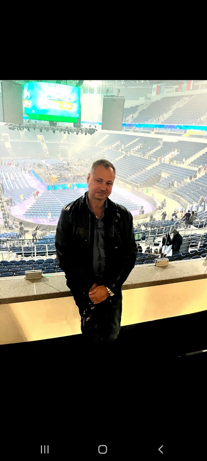  ,   Sergey, 54 ,   ,   , c 