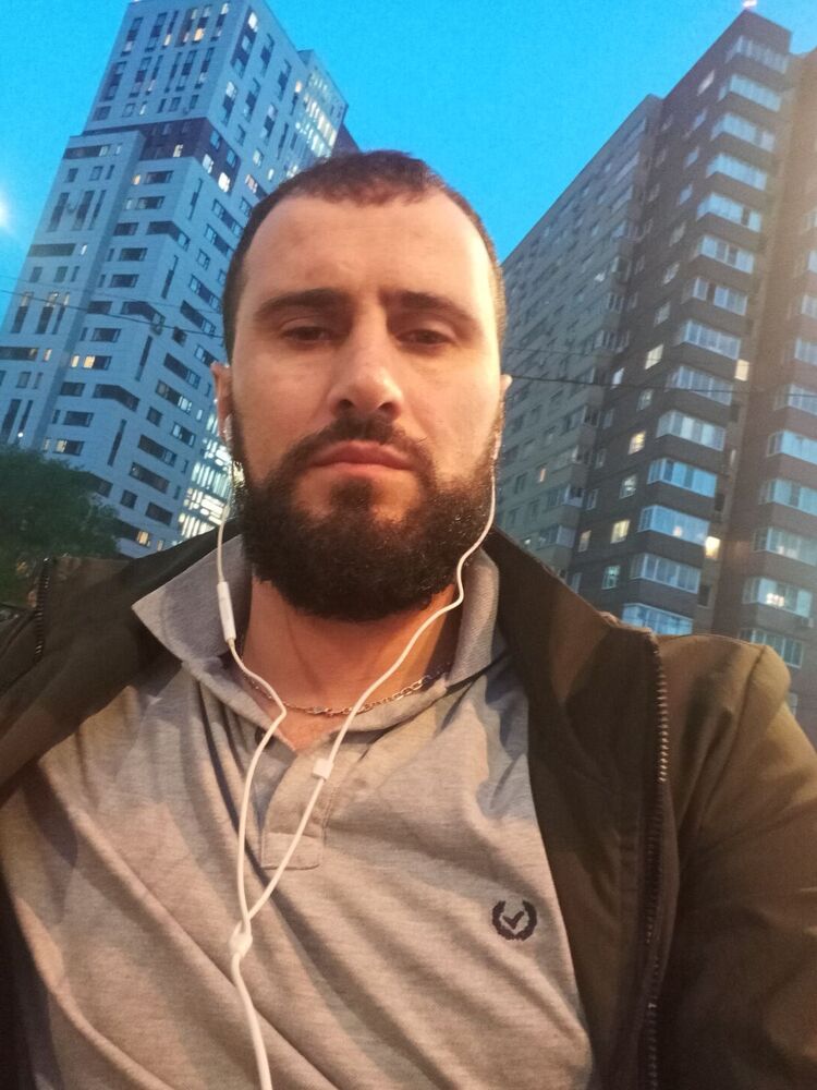  34771474  Hakim, 33 ,    Flamatt