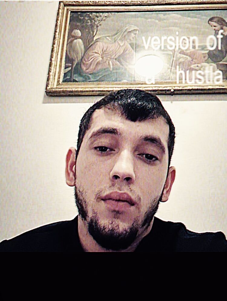 ���� 54989454 ����� Illia, 25 ���, ���� ���������� � Unterfohring