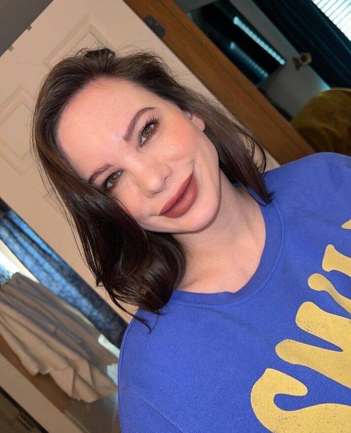  ,   Mia sharon, 34 ,   ,   