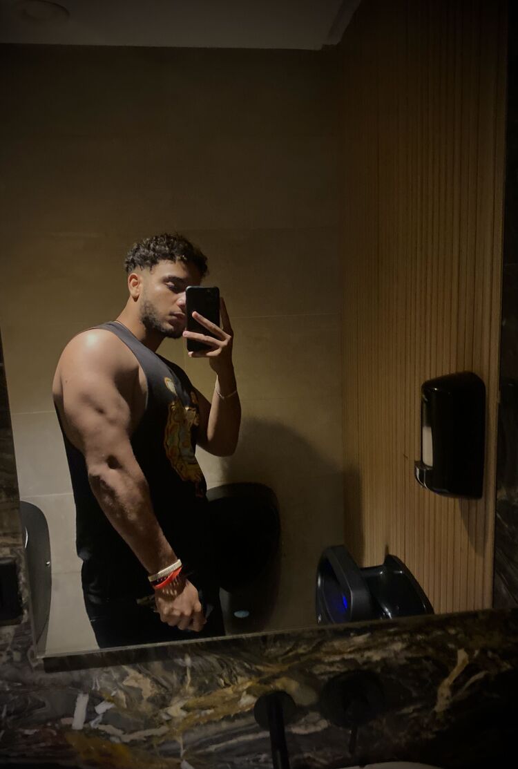  ,   Walid, 23 ,   ,   