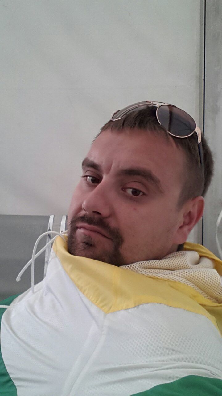  47067104  , 42 ,    