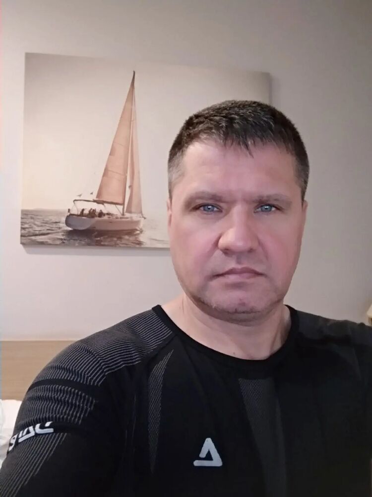  42759594  , 53 ,    