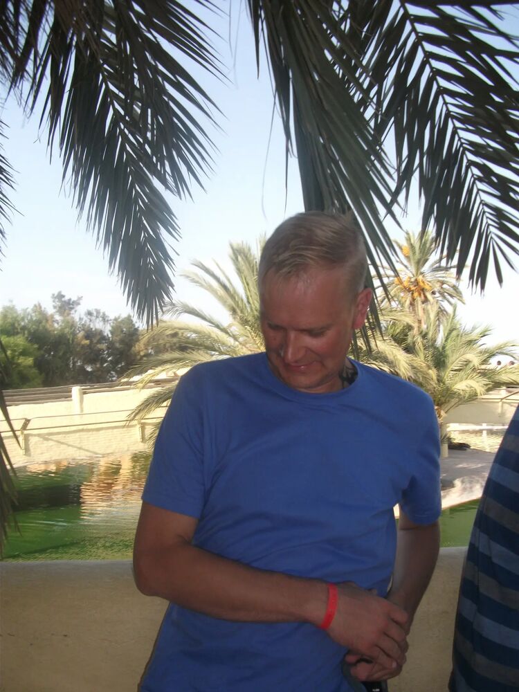  54660534  , 47 ,    -