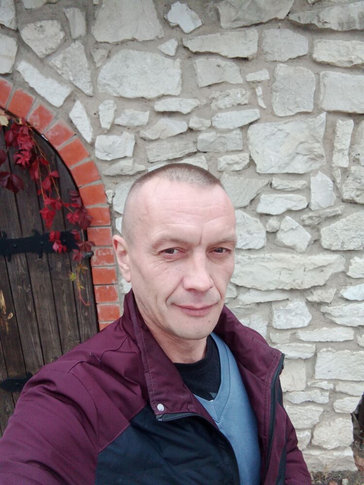  49554614  , 40 ,    