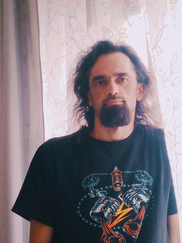  23322544  Eric Draven, 40 ,    -
