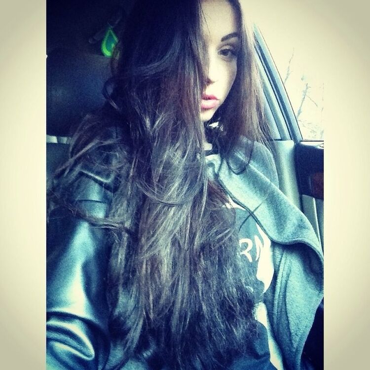  6706864  Nina, 30 ,    