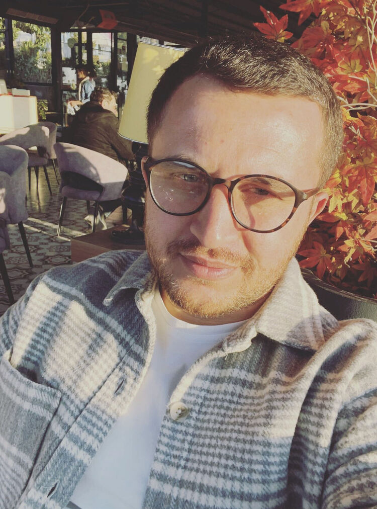  ,   Aziz, 34 ,   ,   