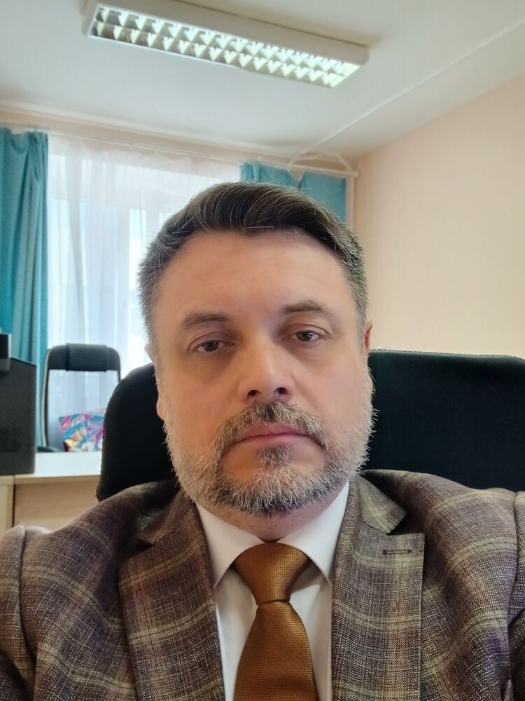  ,   Kirill, 46 ,   ,   , c 