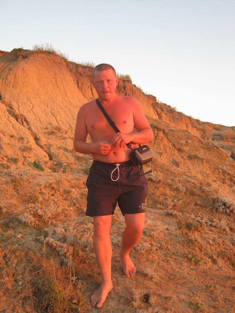  4568344  Slavik, 51 ,    