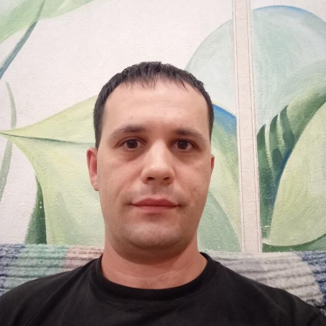  46697944  , 37 ,    